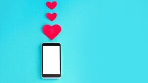 Keuangan Sedang Seret? Coba Bisnis Pulsa Ala Jelita Reload Berikut Ini