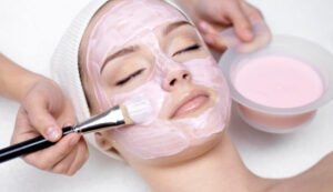 Tips Kecantikan: Berikut 6 Cara Memutihkan Kulit Wajah Secara Alami dengan Bahan-bahan Dapur!