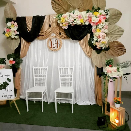 Jasa Sewa Backdrop untuk Lamaran