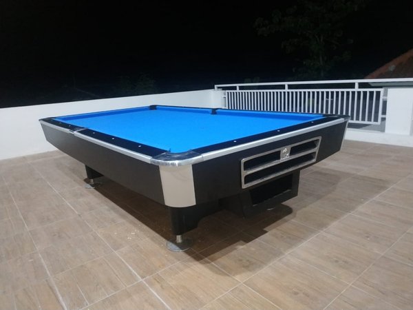 Meja Billiard