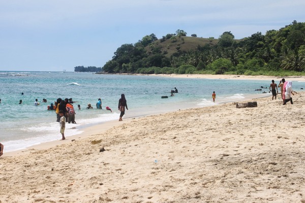 Wisata Pantai Lhok Mee Pesona Tersembunyi yang Wajib Dikunjungi di Aceh