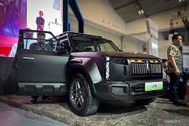 SUV Offroad Listrik Chery J6 dan Yamaha Aerox Turbo