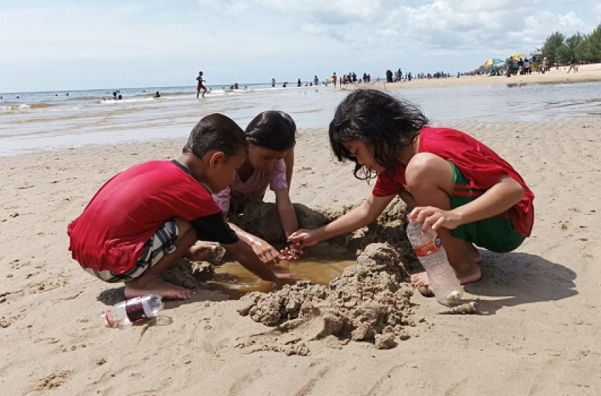 Pantai Ujung Pandaran Surga Tersembunyi di Kalimantan Tengah yang Wajib Dikunjungi