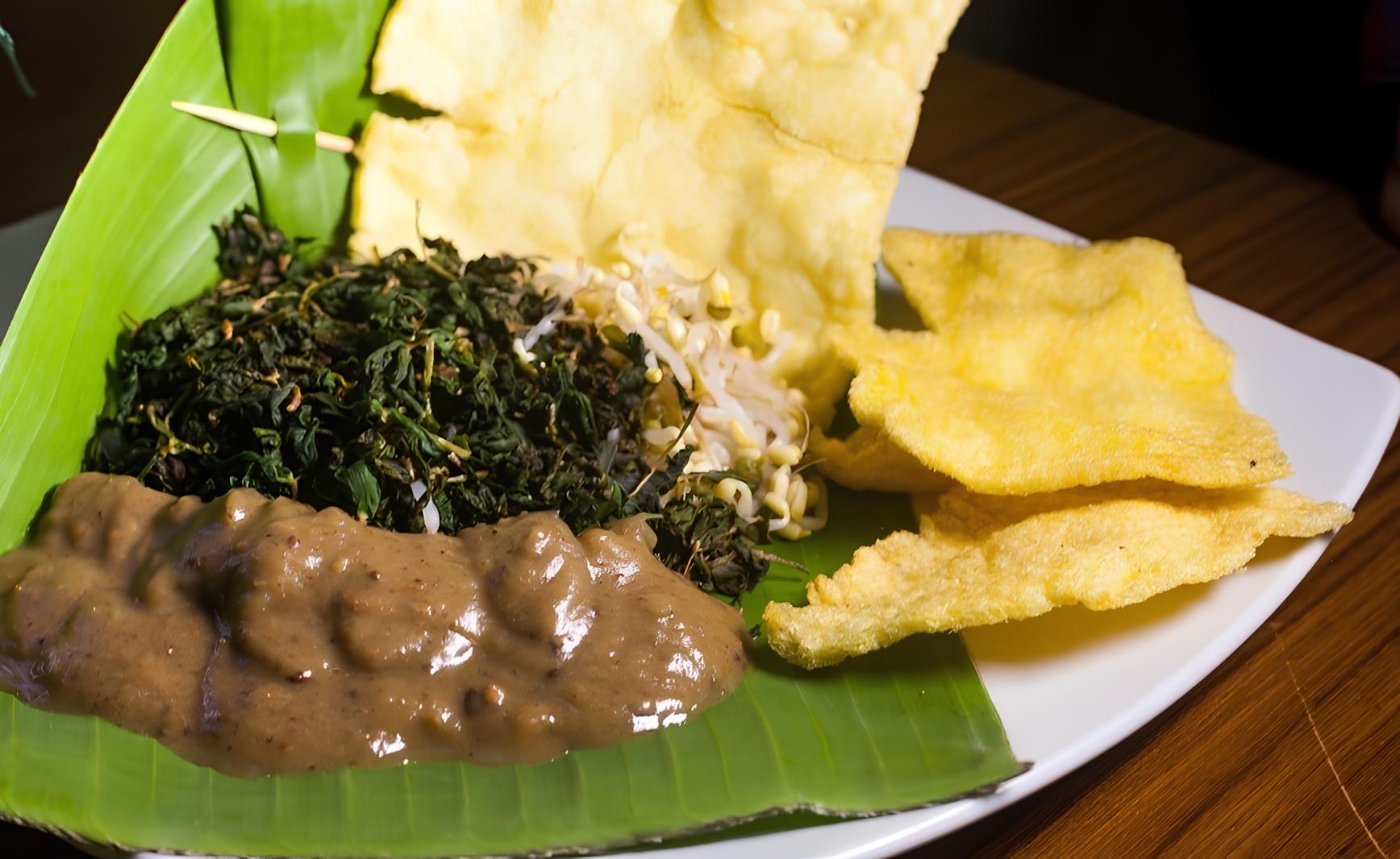 Pecel Semanggi Kuliner Khas Surabaya yang Wajib Anda Coba di Kota Pahlawan