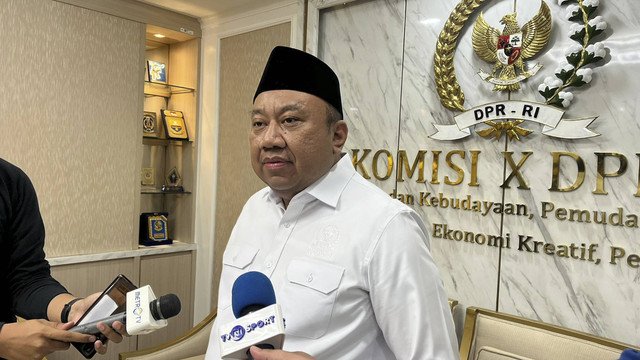 DPR Minta Kemendiktisaintek Selesaikan Masalah Internal dengan Bijak: Solusi untuk Pendidikan Indonesia