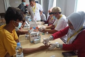 Akselerasi Program Pemeriksaan Kesehatan Gratis: Kemenkes Bagikan Alkes untuk Ciptakan Layanan Kesehatan yang Lebih Baik