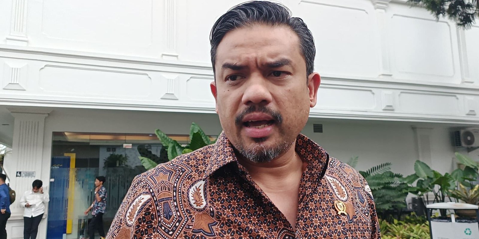 Jokowi dan Gibran Belum Gabung Golkar: Apa yang Terjadi dengan MKGR?