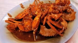 Kepiting Cak Gundul 1992: Lezatnya Legenda Seafood yang Bikin Lidah Bergoyang!