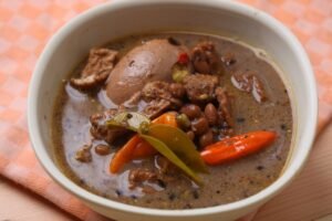 Brongkos Jogja: Sajian Legendaris dengan Rasa Khas yang Menggoda Lidah