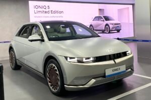 Harga Mobil Listrik April 2025: IONIQ 5 Turun Tajam, SEAL Merangkak Naik!