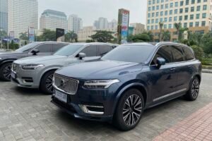 Kencan Singkat nan Mewah Bersama Volvo XC90: SUV Hybrid Rp2 Miliar yang Menggoda