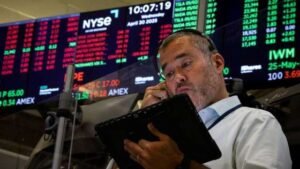 Ketika Chip Jadi Senjata: Wall Street Melemah akibat Isu Larangan Ekspor Semikonduktor ke China