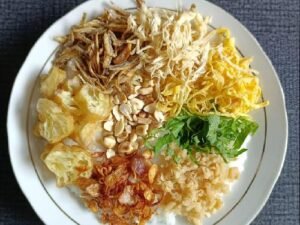 Lezat dan Menggoda! Ini Keunikan Bubur Teri Khas Singkawang yang Jarang Diketahui