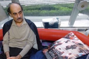 18 Tahun Terjebak di Terminal: Kisah Nyata Mehran Karimi Nasseri yang Menginspirasi Dunia