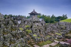 Misteri Gua Sunyaragi: Permata Tersembunyi di Jawa Barat yang Wajib Kamu Kunjungi!