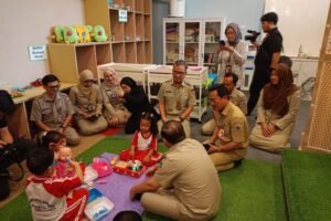 Sentuhan Hati di Tengah Kota: Pramono Resmikan Daycare Gratis untuk Anak Keluarga Miskin Ekstrem di Kebon Bawang