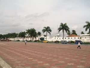 Menelusuri Jejak Sejarah di Jantung Kota: Pesona Benteng Kuto Besak Palembang yang Tak Lekang Waktu