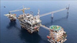 Harga Minyak Mentah Indonesia Anjlok ke USD 65,29: Apa Dampaknya bagi Ekonomi?