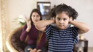 Terlalu Ketat, Terlalu Berisiko: 6 Dampak Negatif Strict Parents bagi Anak