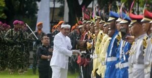 Kelulusan di Tengah Barak: Pandangan Guru Besar UPI tentang Fenomena Pendidikan yang Tak Biasa