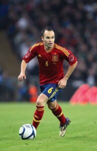 Andrés Iniesta: Maestro Lapangan Tengah yang Abadi