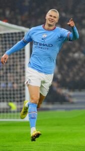Erling Haaland: Fenomena Gol yang Mendefinisikan Ulang Era Striker Modern