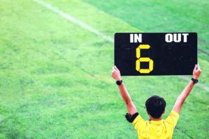 Injury Time: Lebih dari Sekadar Waktu Tambahan dalam Sepak Bola