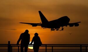 Menjelajahi Keindahan Tersembunyi: Panduan Lengkap Traveling Musim Hujan
