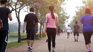 Merasakan Manfaat Kesehatan Optimal: Mengungkap Keajaiban 10.000 Langkah Sehari