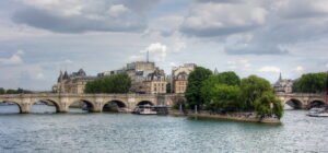 Paris 2024: Lebih dari Sekadar Olimpiade – Sejarah, Inovasi, dan Warisan Berkelanjutan