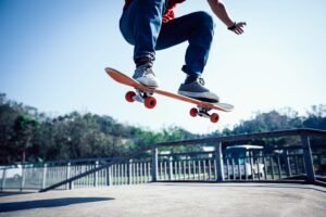 Skateboard Street: Menaklukkan Aspal, Mengukir Identitas