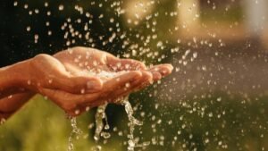 Terapi Air: Rahasia Kesehatan Alami yang Terungkap
